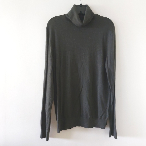 H & M merino wool blend turtleneck sweater size L - Picture 1 of 5